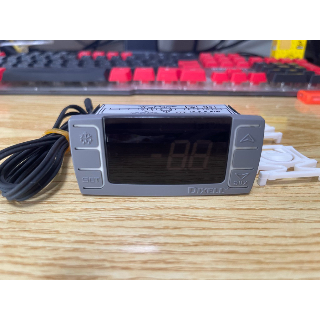 คอนโทรลเลอร์ตู้แช่ Dixell XR02CX