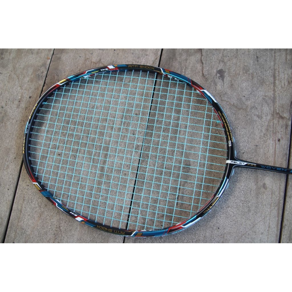 ไม้แบดมินตันมือสองสภาพ 99% felet woven 8000
