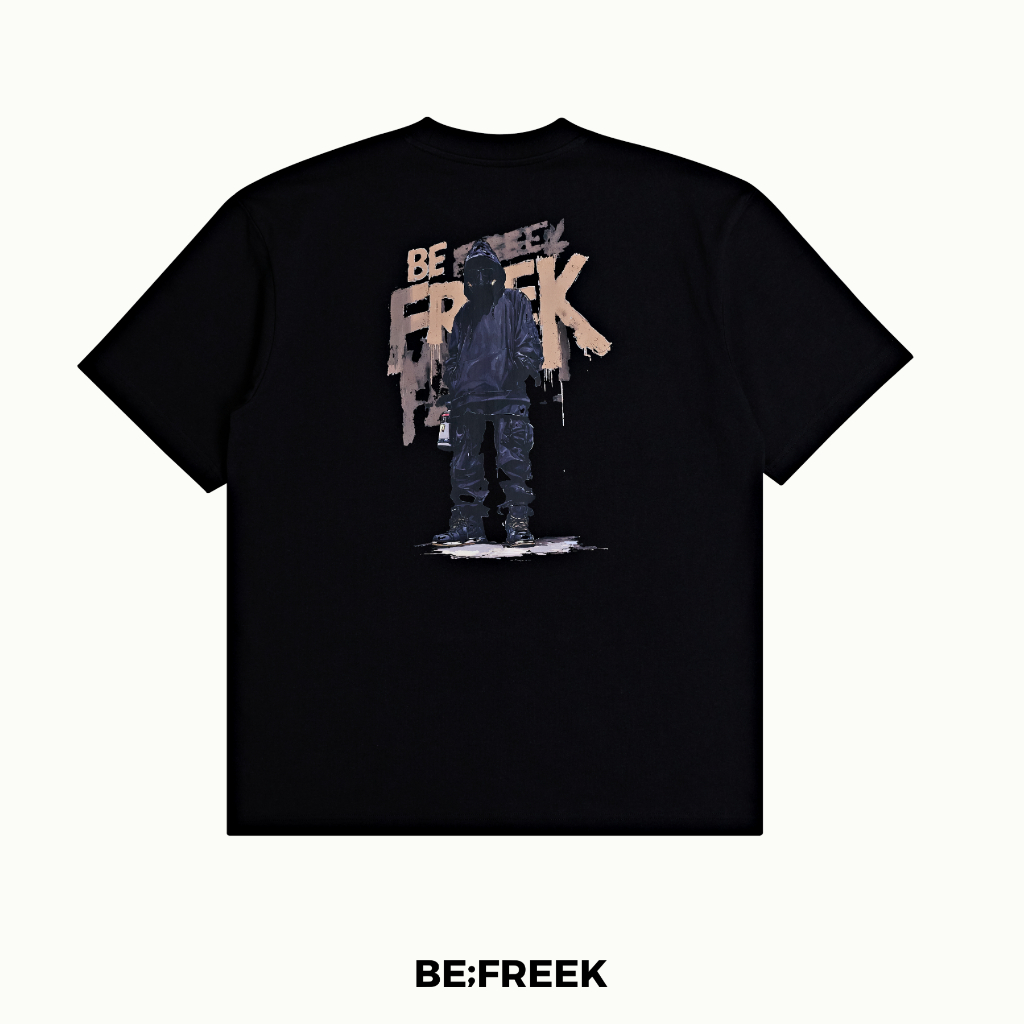 BE;FREEK เสื้อยืดสกรีนลาย THE PAINTER  ทรงใหม่ สีดำ THE PAINTER BLACK REGULAR T-SHIRT