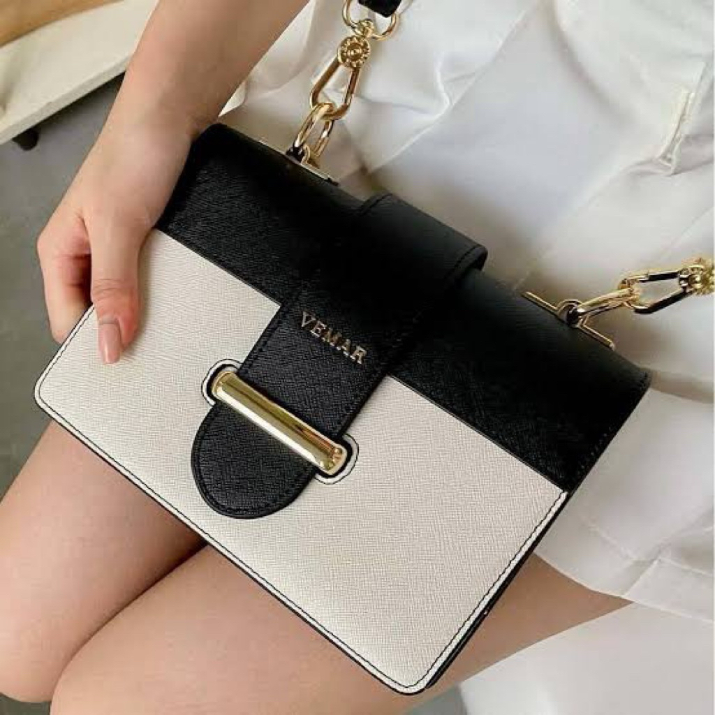 vemar charlotte - กระเป๋าเหลี่ยมทรงเล็ก 2 สี