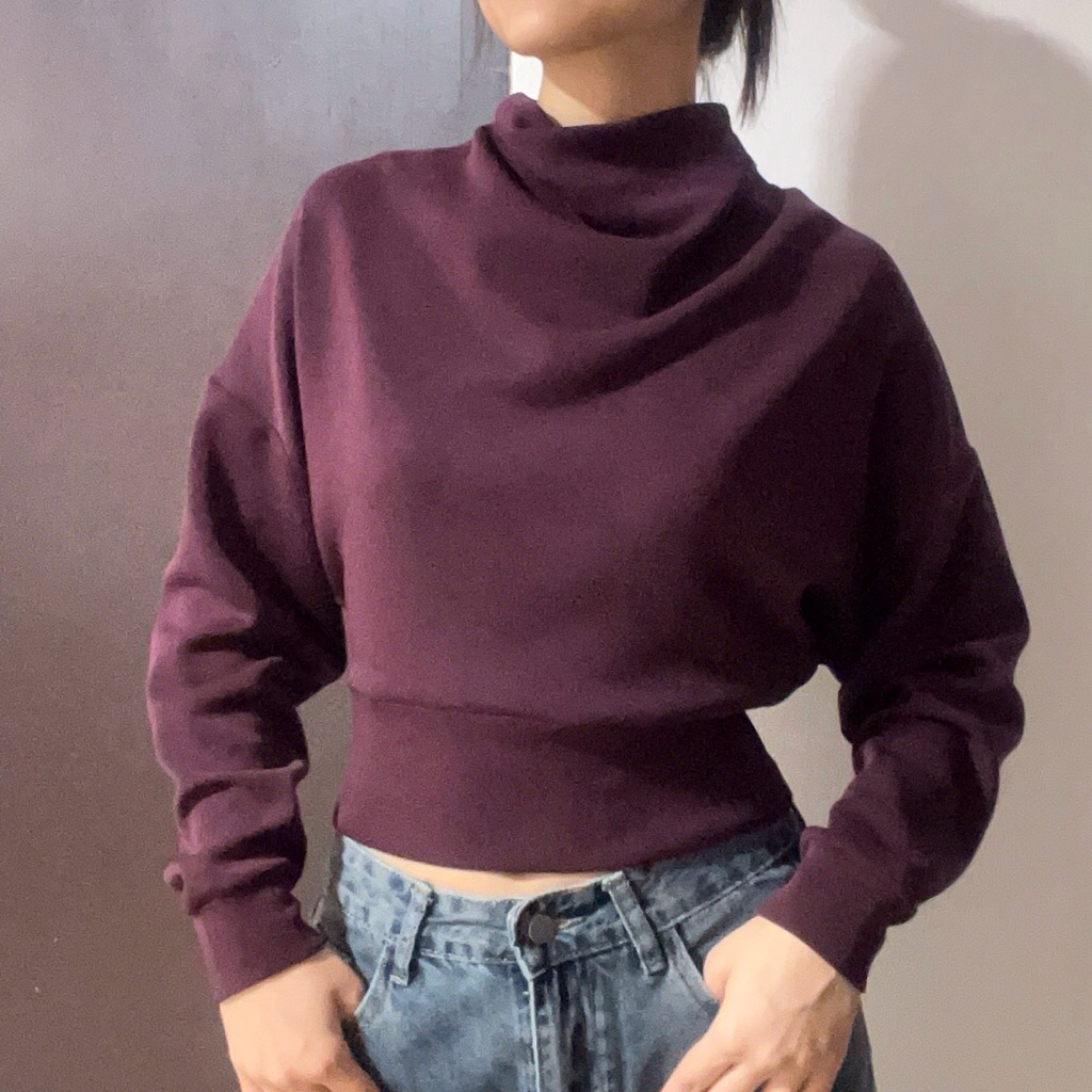 ส่งต่อ ❤️ Oysho เสื้อแขนยาวผ้านิ่ม นุ่มมาก สีมังคุด อก40 ยาว21.5