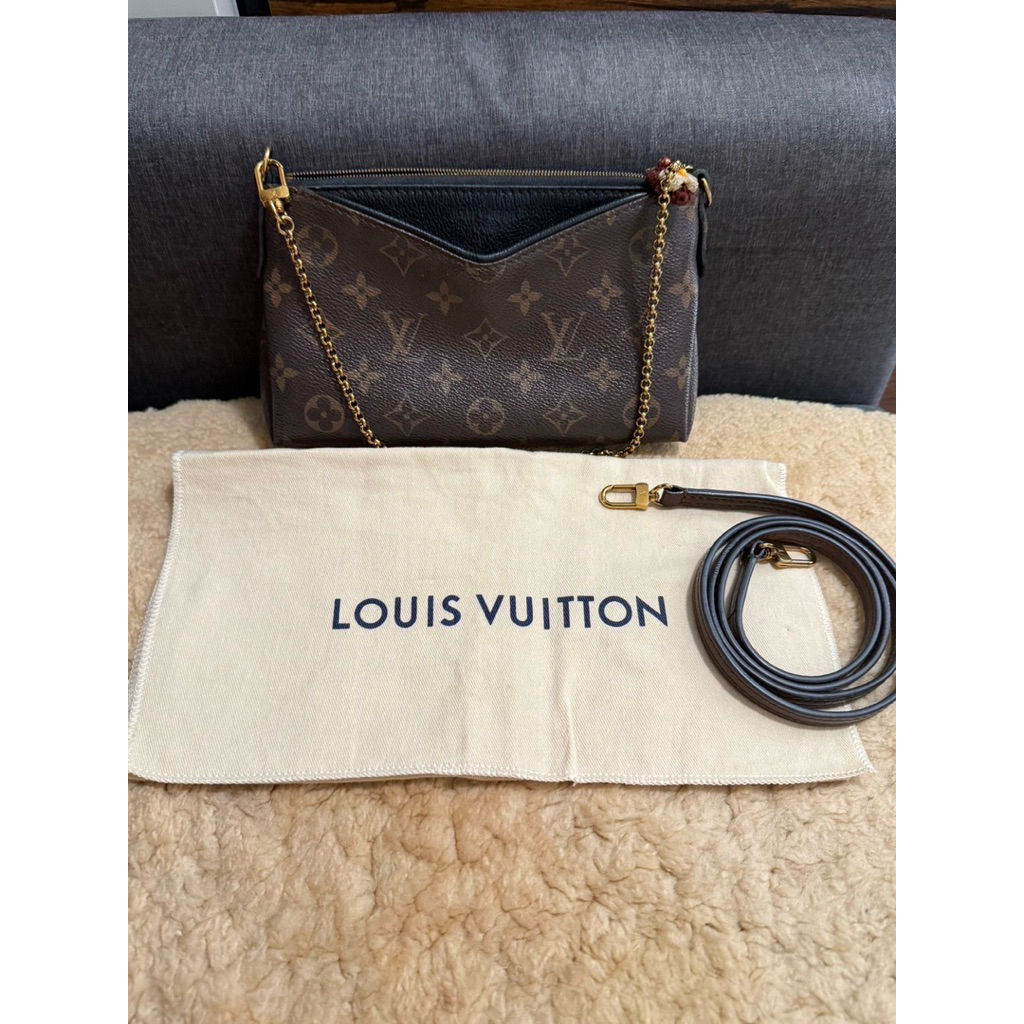 Used Lv pallas clutch mono ปี2016 แท้ 💯%
