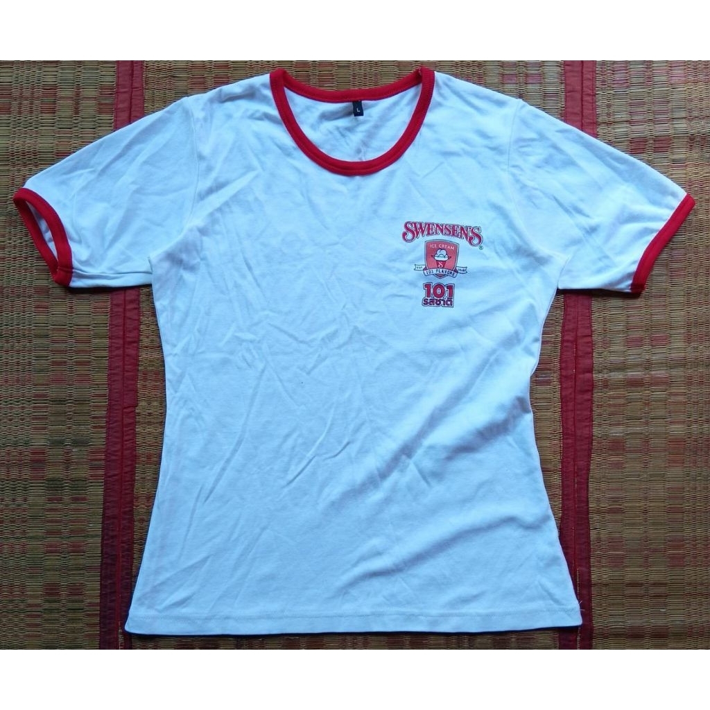 เสื้อเซอร์วิส Swensens