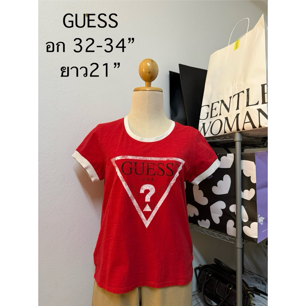 เสื้อยืด Gress มือสองสภาพดี