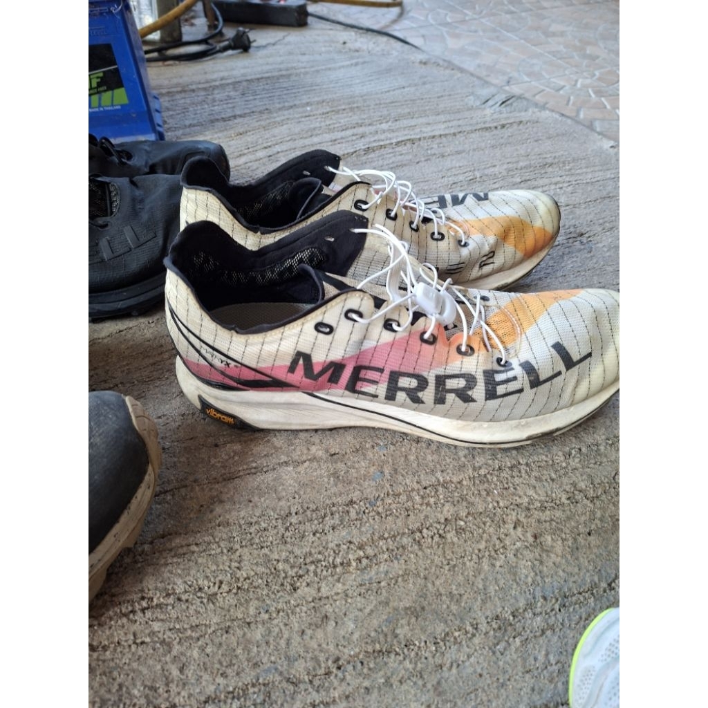 รองเท้าวิ่งเทรล Merrell Skyfire