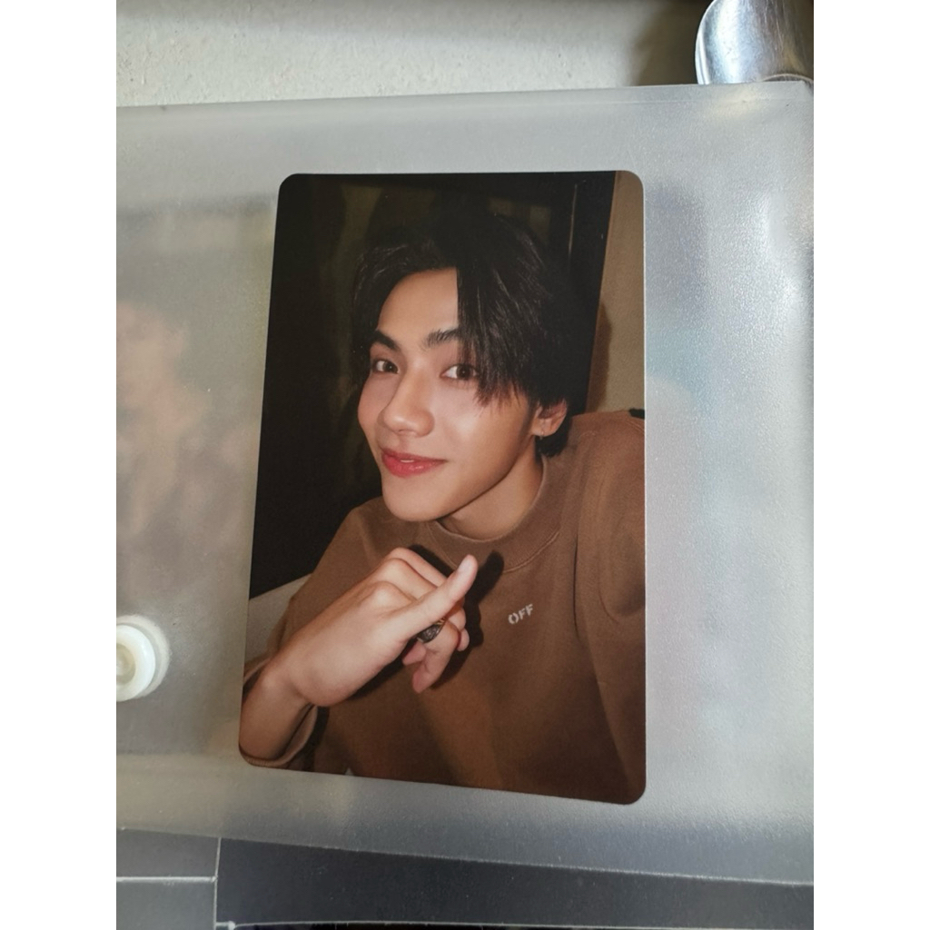 [Official] การ์ดแท้ BUS (Because of You I Shine) -  สภาพกริบ พร้อมส่ง