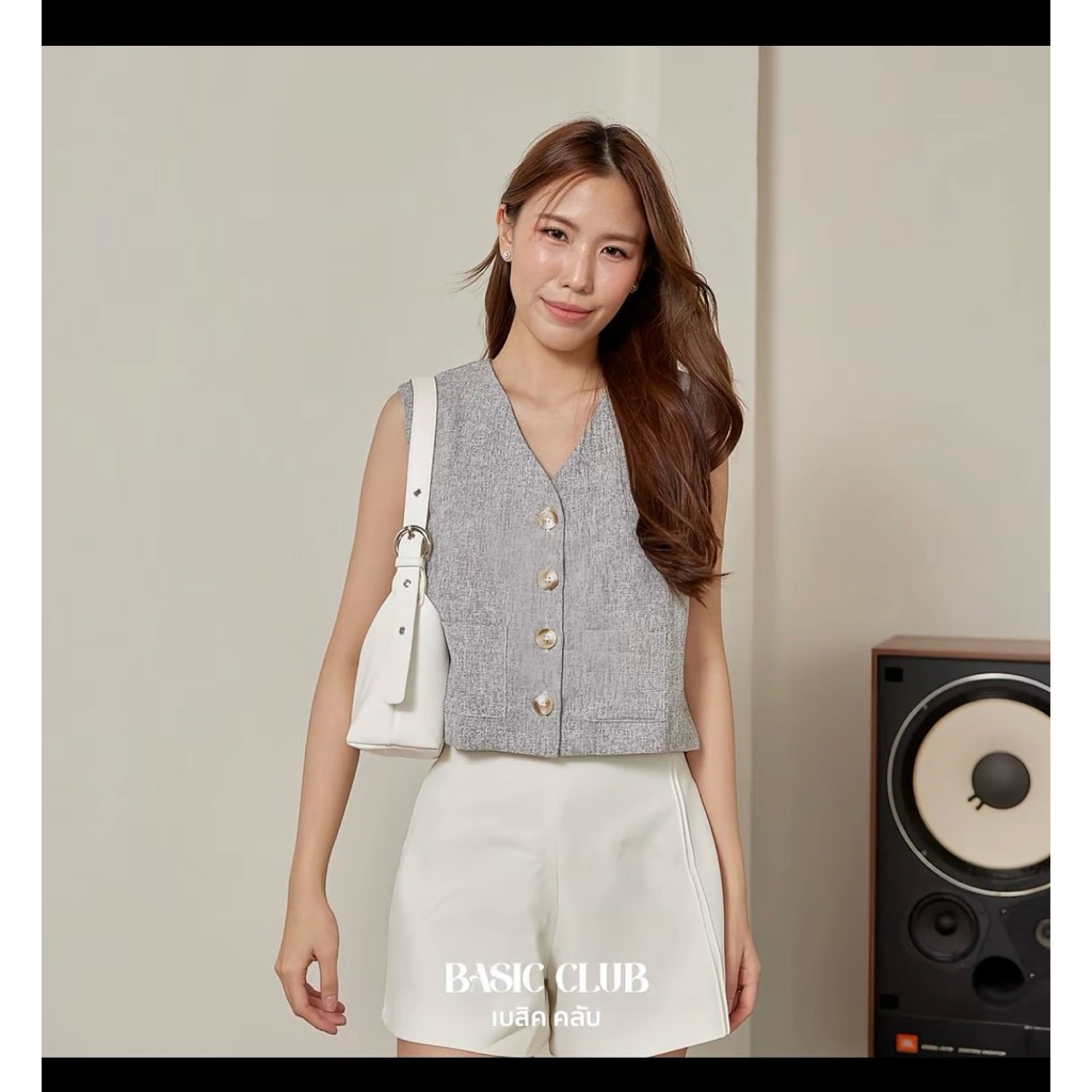 เสื้อกั้กผ้าทวิต มีซับใน จากร้าน basic.club