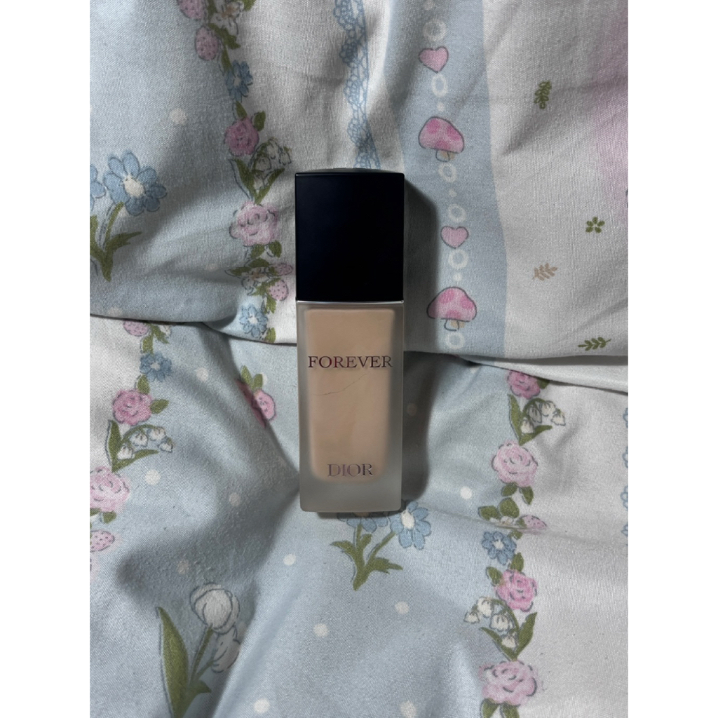 ส่งต่อ รองพื้น Dior Forever Matteเนื้อบางเบา จากช้อป Dior ญป ควบคุมความมัน ผิวแมตต์และโกลว์