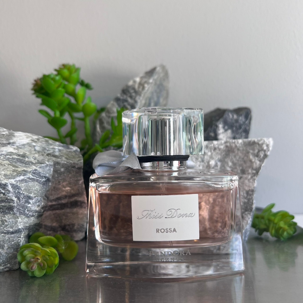 น้ำหอม Pendora Scents - Miss Dona Rossa น้ำหอมแบ่งขาย ขนาดเดินทาง ขนาดพกพา น้ำหอมแท้แบ่งขาย