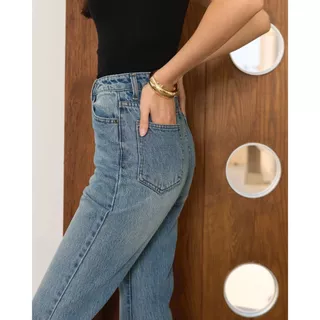 HUNG JEANS รุ่น Alina Jeans (HJ83) กางเกงยีนส์ ทรงขาม้า สีฟอกอ่อน | Japanese Denim Cotton 100%