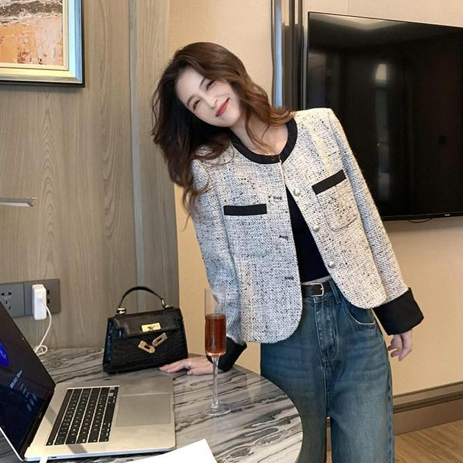 รูปแบบใหม่ ผู้หญิง สีเทา  คาร์ดิแกน 👚 แฟชั่น งานตรงปก  Blaze rถักไหมพรม ขนาด S-3XL พร้อมส่ง