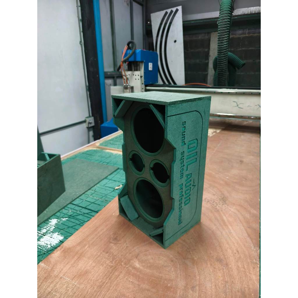 ตู้กลางแหลม 6.5 นิ้ว ไม้ HMR 9 MM กันชื้น เสียงดังโป้งๆ งานดิบ ดิบสุดๆ ดังลั่นๆ