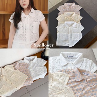 Sunflower เสื้อครอปคอปกทรงเชิ๊ตแขนสั้นผ้าลายดอก