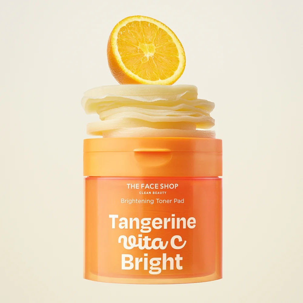 THE FACE SHOP TANGERINE VITA C BRIGHTENING TONER PAD โทนเนอร์แพด วิตามิน ส้มเจจู หน้าใส ลดรอยสิว
