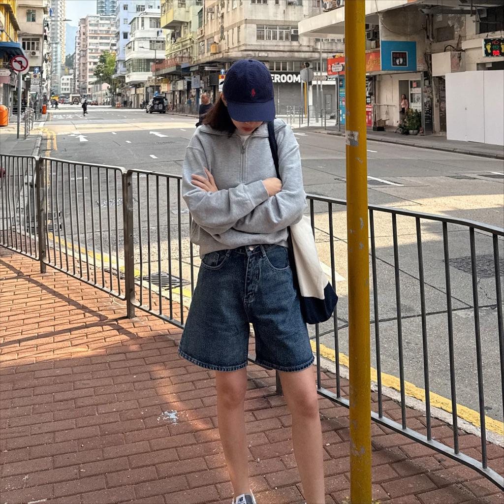 Deep Blue Denim Shorts l กางเกงขาสั้นยีนส์