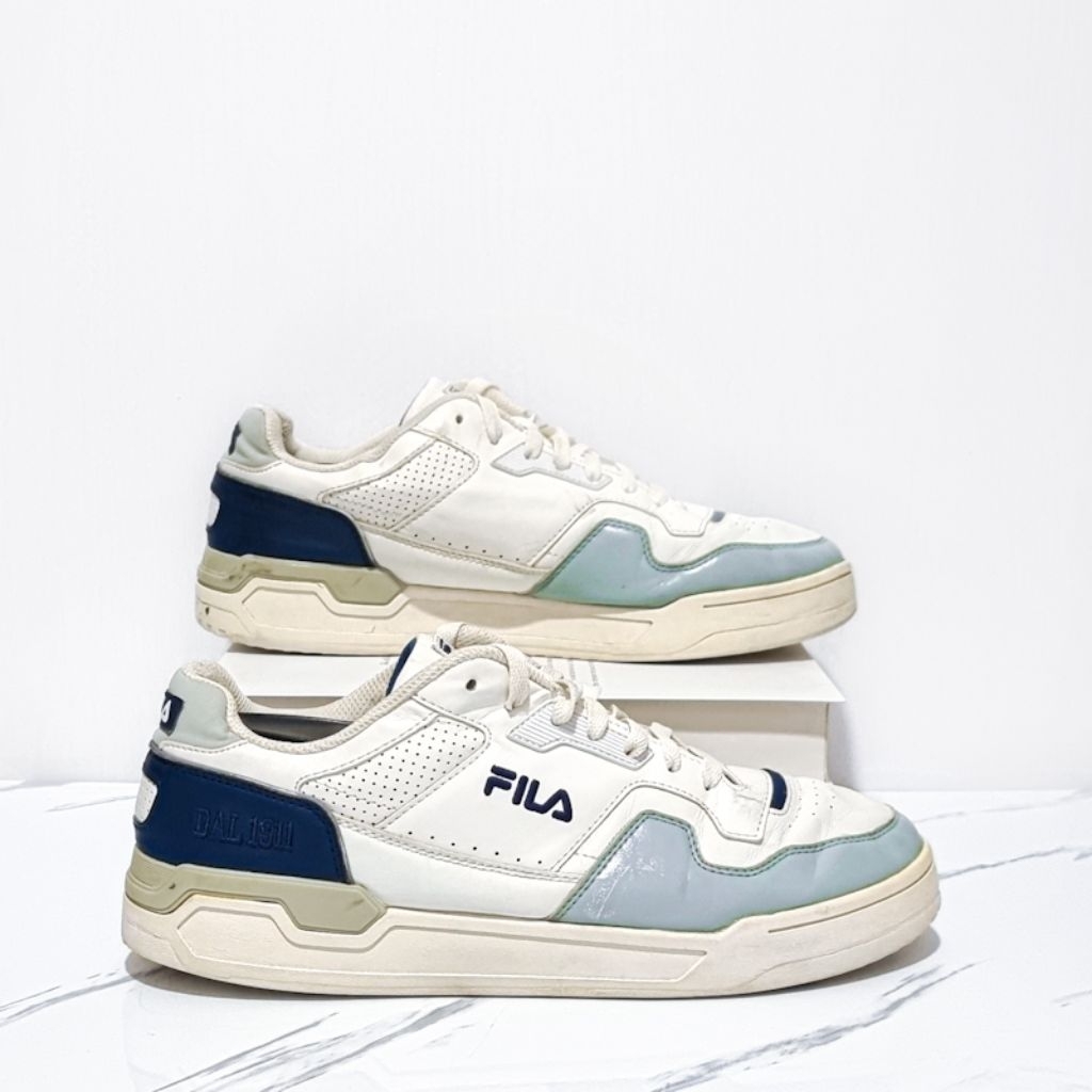 รองเท้ามือสอง / Size 43-28