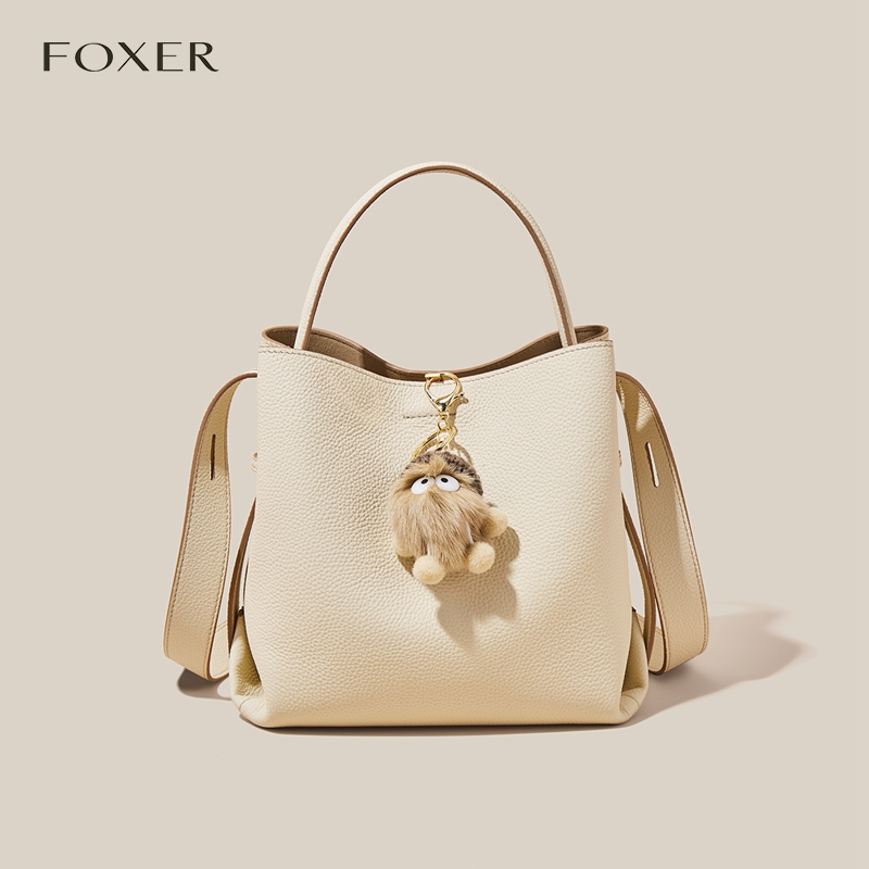 FOXER กระเป๋าโท้ทสไตล์มินิมอล กระเป๋าสะพายทรงถัง