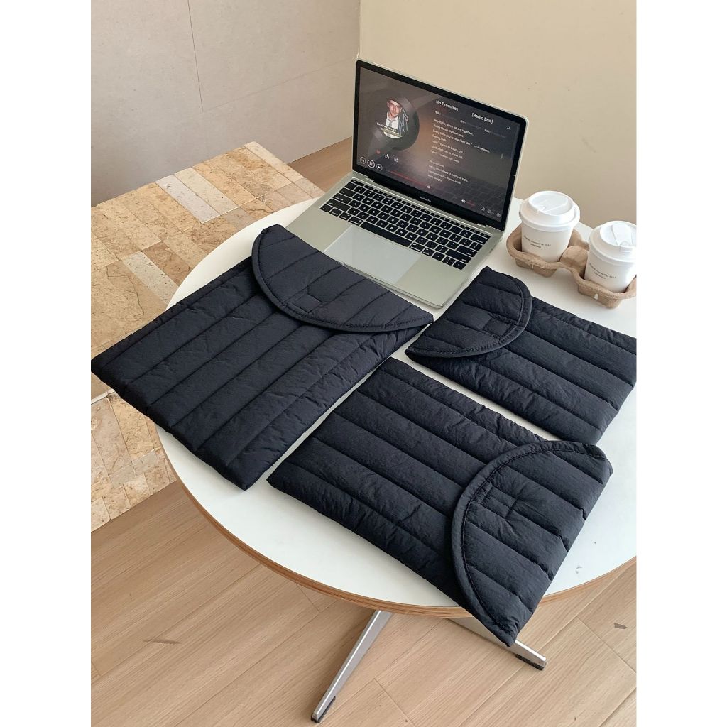 กระเป๋าใส่โน้ตบุ๊กบุนวม 13.3 / 14 / 15.6 นิ้ว ซองใส่ Laptop / MacBook / iPad กันกระแทก สไตล์มินิมอล