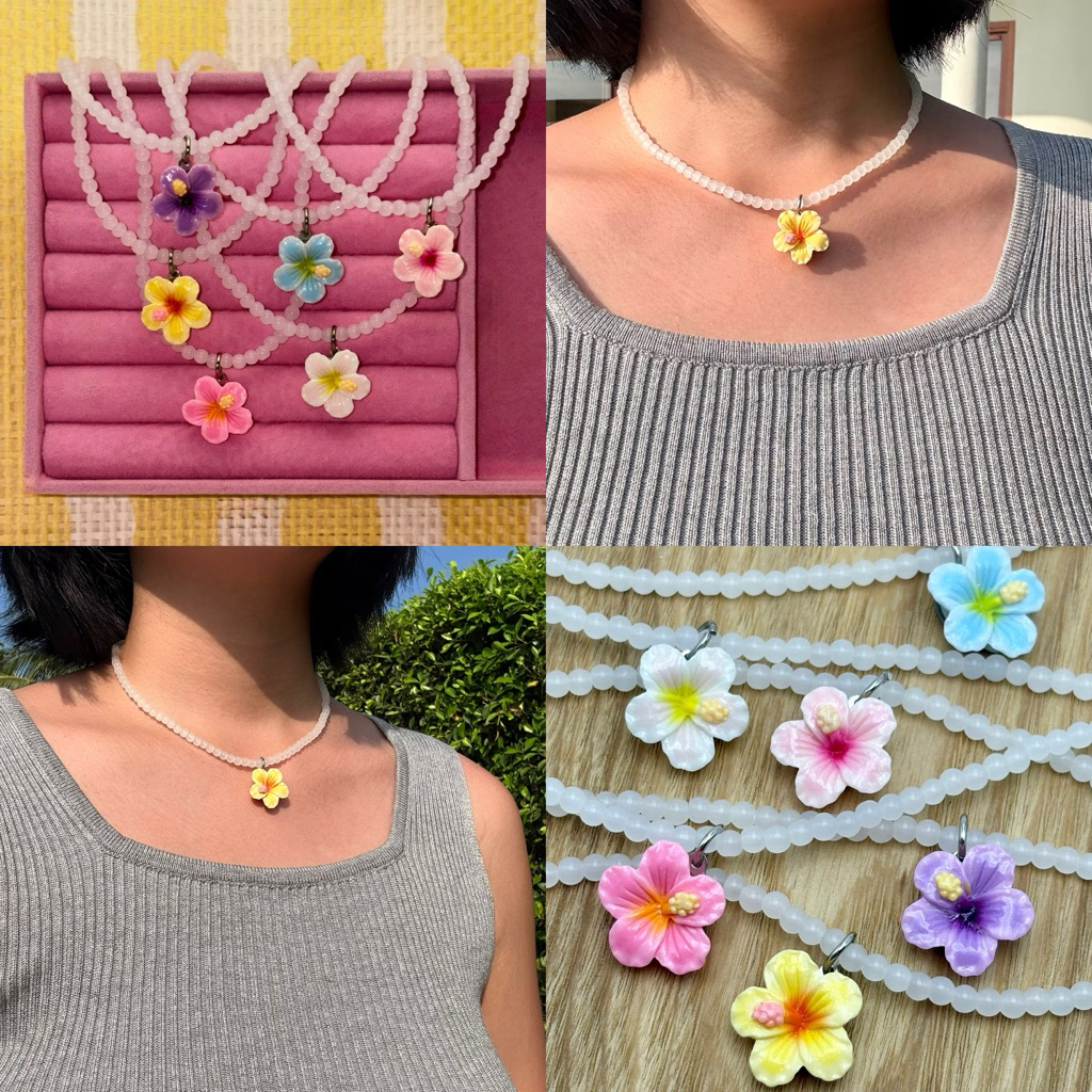 Piing me Necklace | สร้อยคอลูกปัดหยกเทียมสีขาวขุ่นๆพร้อมจี้ดอกชบาไซส์เล็ก ราคา ถูกที่สุด ดีลบีเคเค แกลเลอรีภาพที่ 2