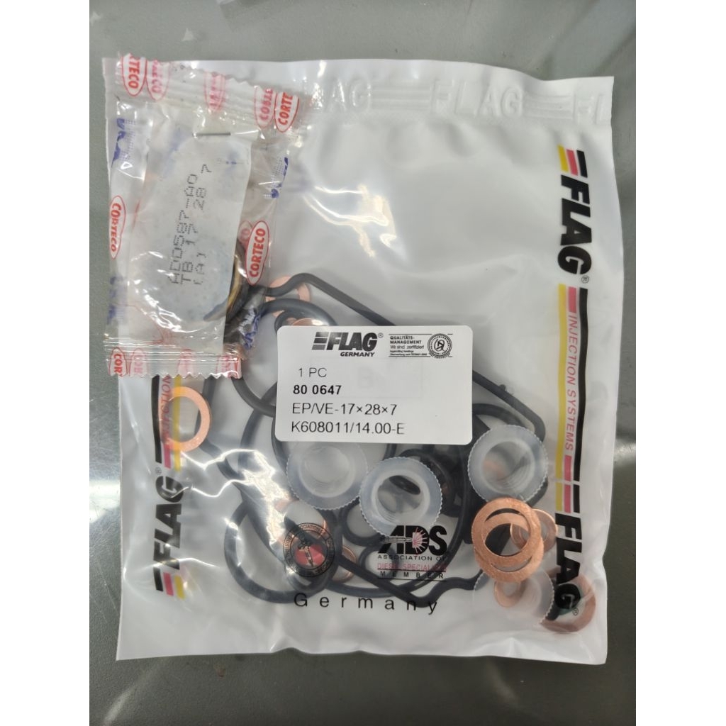 (แถมซีลNOKแท้)ชุดซ่อมปั๊มโซล่า ชุดซ่อมปั๊มเชื้อเพลิง NISSAN BIG-M TD-25ฝาขาว FLAG MADE GERMANY