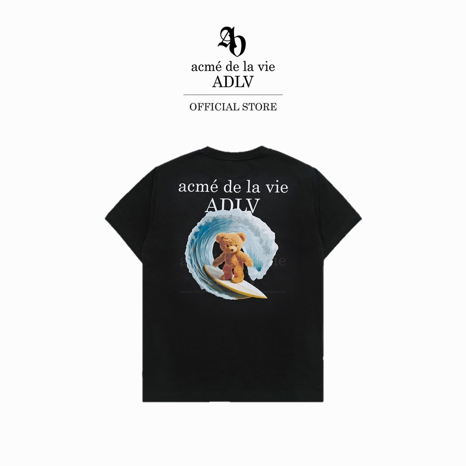 ADLV [acme de la vie] เสื้อยืด Oversize รุ่น Surf Bear Short Sleeve T-Shirt Exclusive Black (50311SSFSSU_S6BKXX)