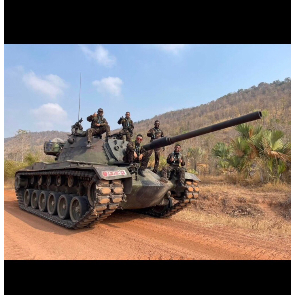 โมเดลจำลอง รถถัง M48A5 ทบ.ไทย ลายพรางปัจจุบัน ขนาด 1/35  สำเร็จรูป ไม่ต้องประกอบ ไม่ต้องทำสี