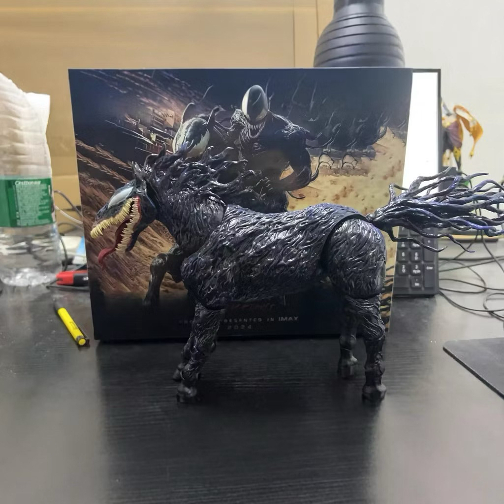 โมเดลฟิกเกอร์Venom(ม้า)สูง18cm. เปลี่ยนหัวได้พร้อมส่งจากไทย❤️‍🔥❤️‍🔥