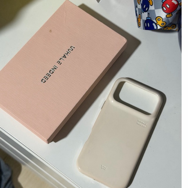 ส่งต่อ case WHALE INDEED I phone 17 pro max (มือสอง)