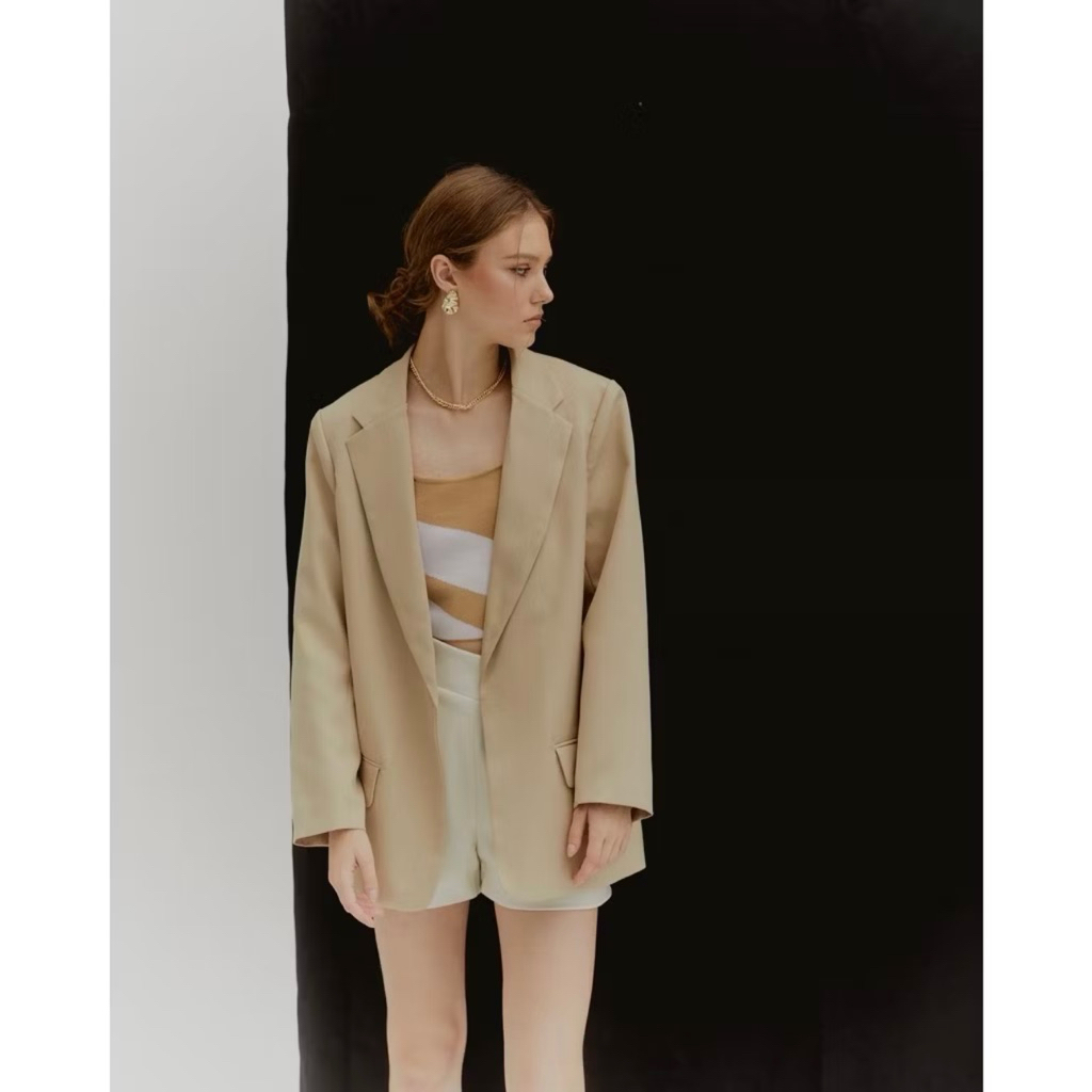 Studio Unknown Eva Oversized Blazer