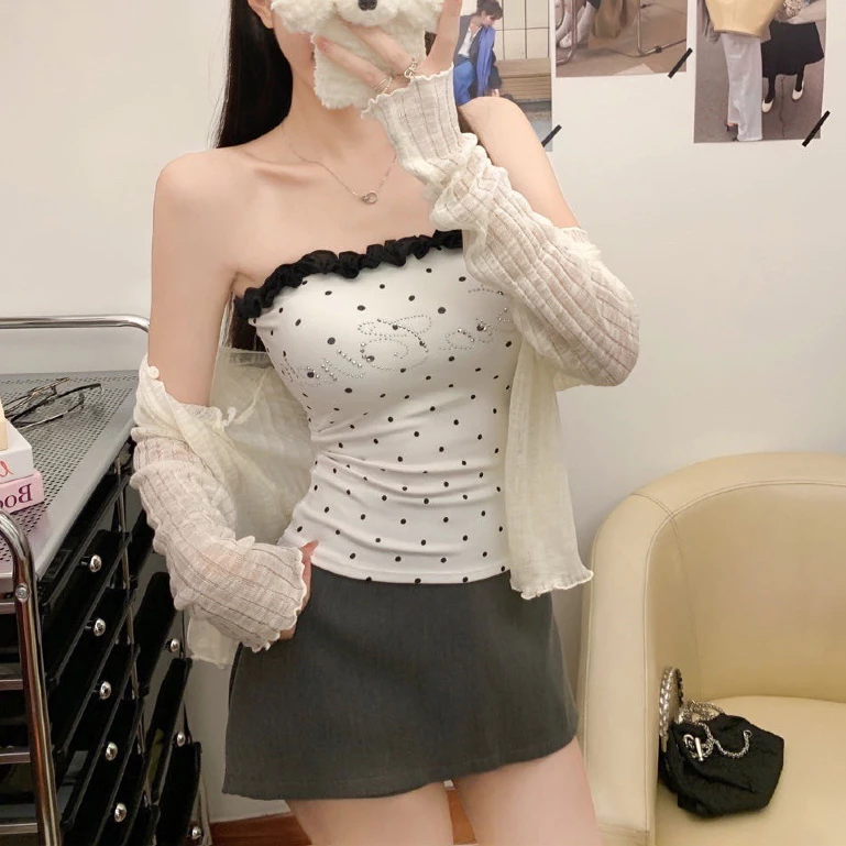 เกาะอกลายจุด เกาะอกน่ารักแต่งเพชร Polka dot