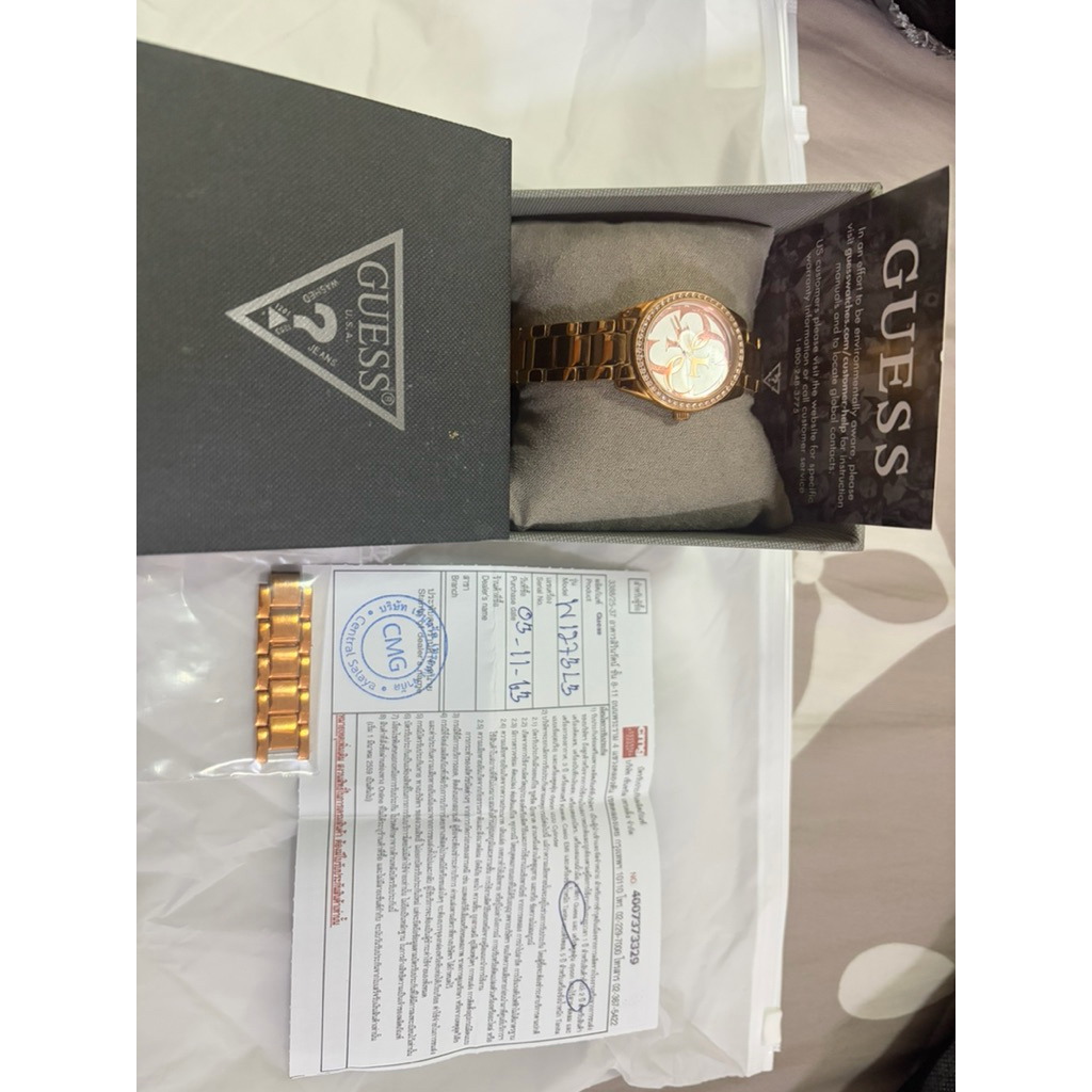 นาฬิกาผู้หญิง GUESS.