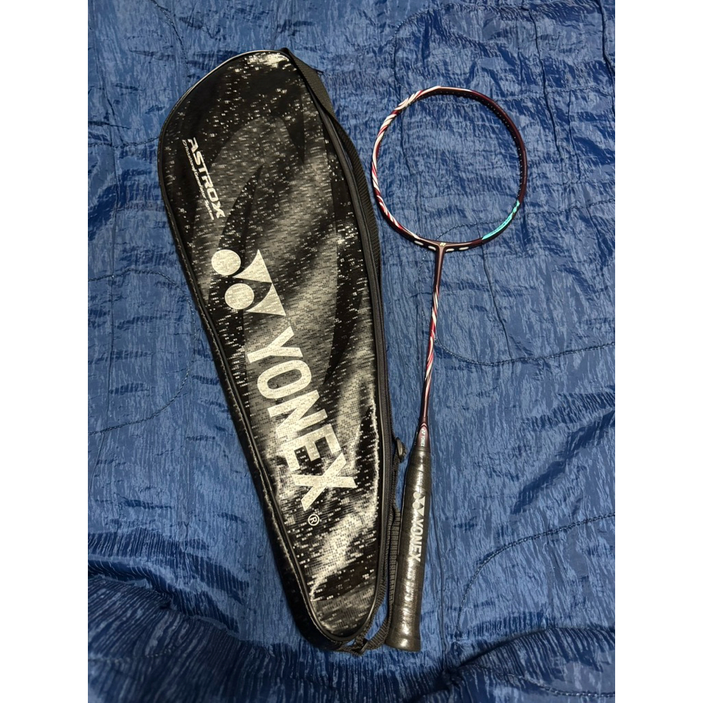 ไม้แบด Yonex Astrox 100zz Kurenai