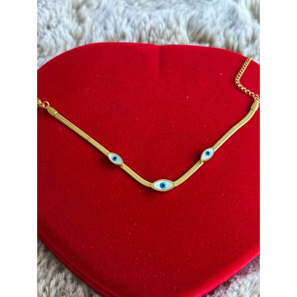 สร้อยข้อมือแฟชั่น evil eye  B06