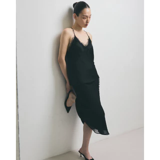 AOP Archive - (มี2สี) Lace-trimmed Satin Camisole