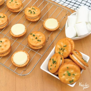แครกเกอร์ต้นหอมนูกัต รสนมออริจินัล กล่องละ 10 ชิ้น และ 20 ชิ้น Kreater by Benyapa