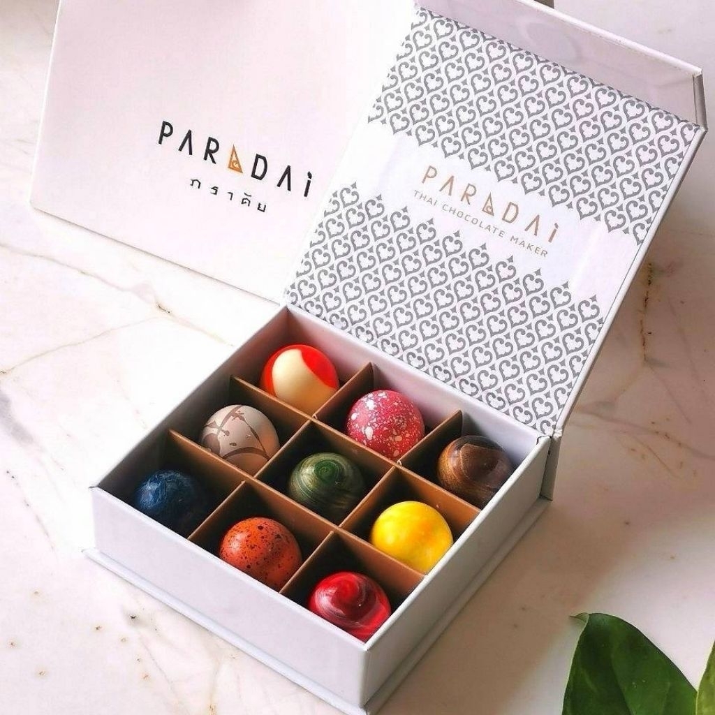 PARADAi - Bonbon Boxset 9 pcs. / ภราดัย - ช็อคโกแลตบงบงหลากหลายรสชาติ กล่องเซ็ต 9 ชิ้น
