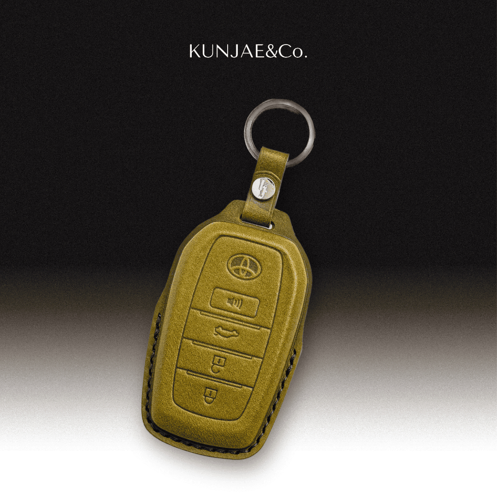 KUNJAE&Co. เคสกุญแจรถยนต์ TOYOTA หนังวัว Italian Calfskin (Handmade จัดส่งใน 7-10 วัน)