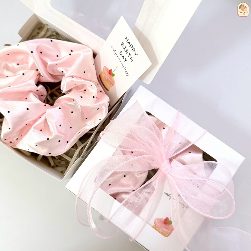 (Gift Box💗) ยางมัดผมผ้าซาตินลายจุด สีชมพู พร้อมกล่องของขวัญ | Pink Polka Dot ของขวัญ วาเลนไทน์