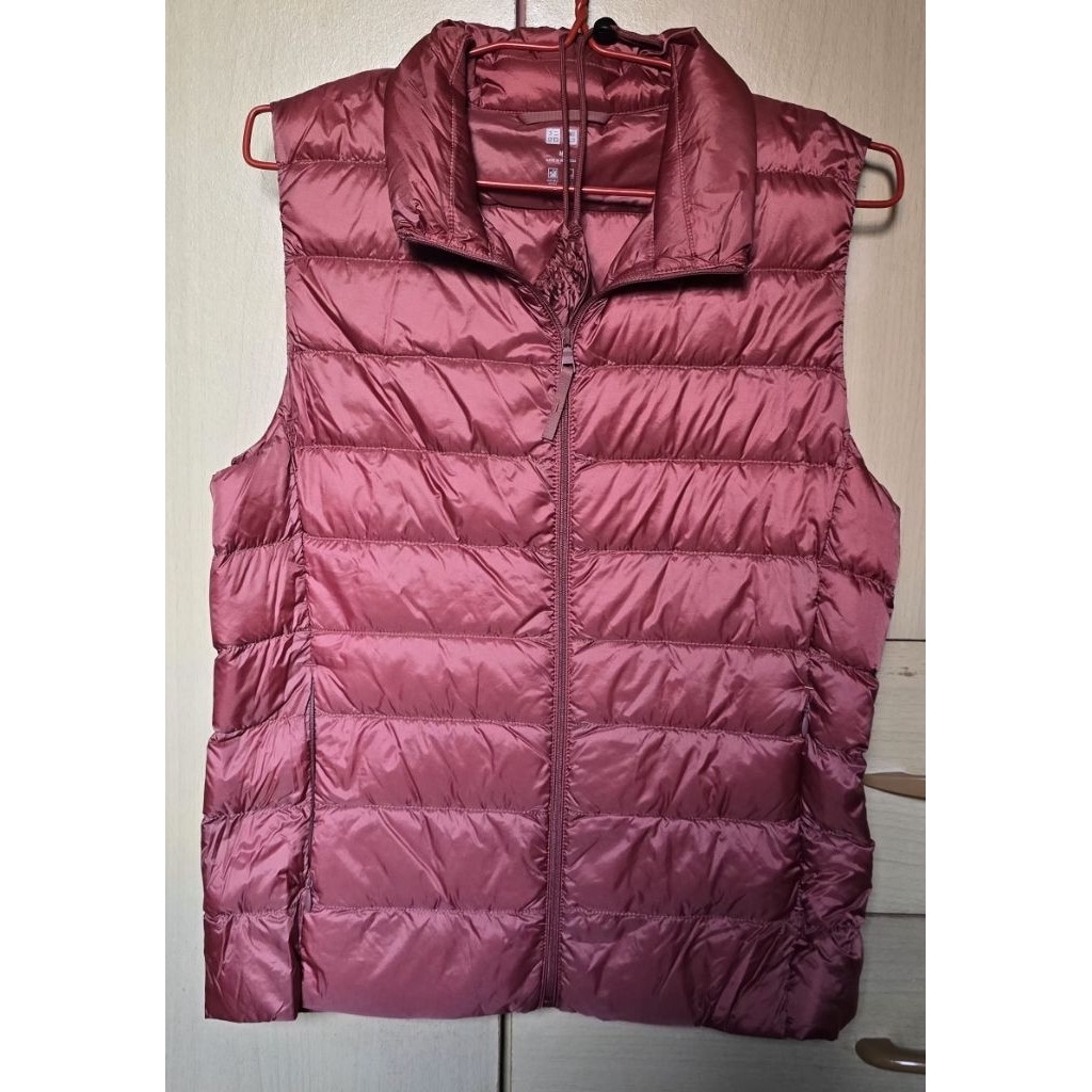 เสื้อขนเป็ด (มือสอง) Size M แบรนด์ Uniqlo ของแท้ 100% ***ใส่ครั้งเดียว***