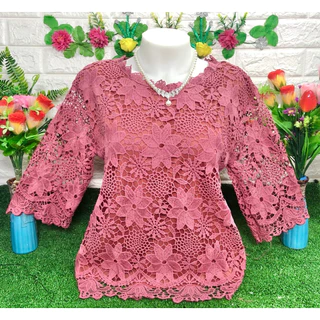 เสื้อลูกไม้ผู้หญิงมีซับในตัว ไม่บางไม่ร้อน ใส่สบาย ใส่ได้ถึงอก 52 นิ้ว
