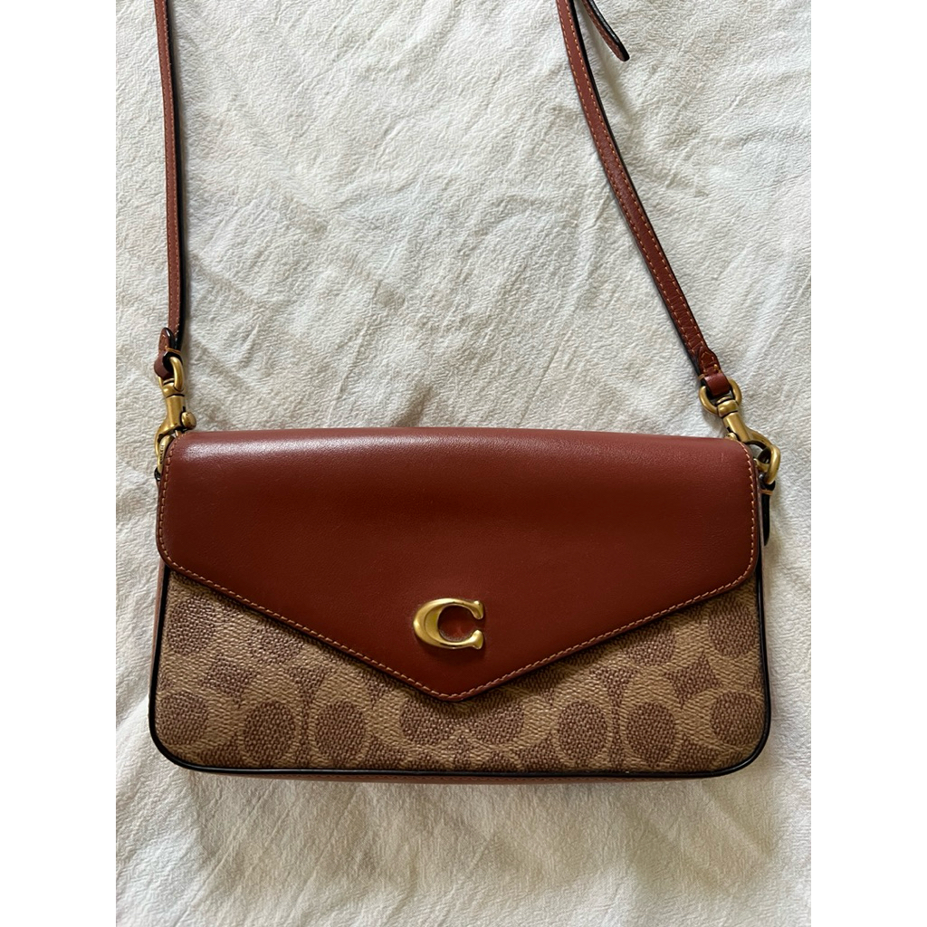 กระเป๋าหนังCoachของแท้ มือสอง สภาพดี