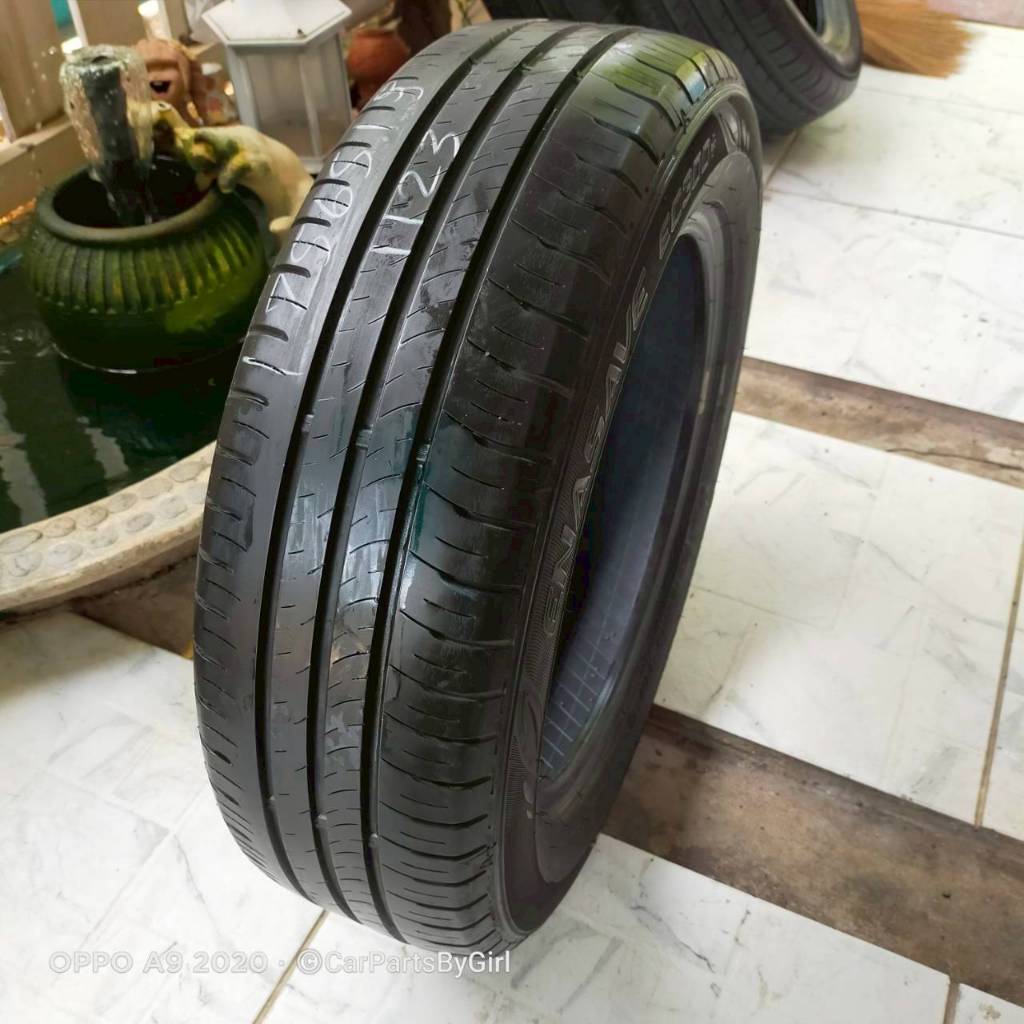 (ราคาต่อเส้น) ยาง% Dunlop รุ่น Enasave EC300+ ขนาด 175/65R15 ปี23 (1123) มี 1 เส้น