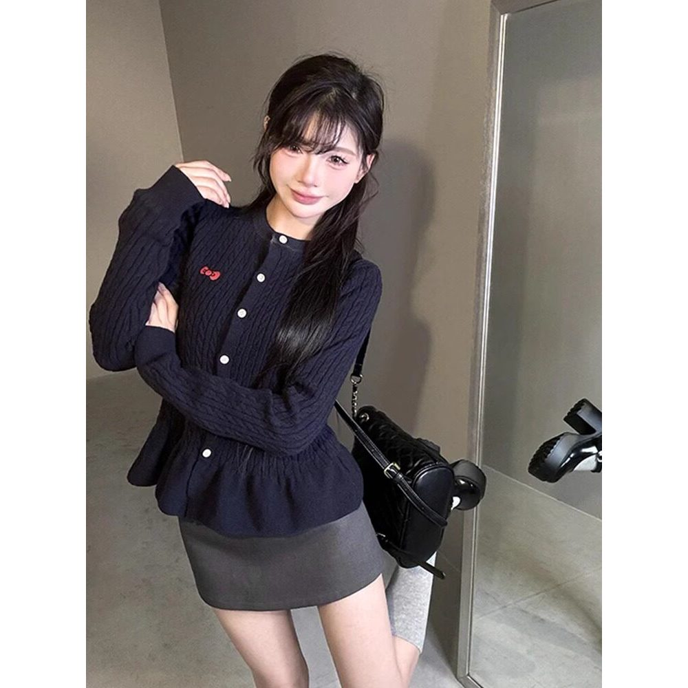 HOT พร้อมส่ง เสื้อไหมพรมแขนยาว คอกลม ผ้านุ่มนิ่ม สีพื้นสไตล์เกาหลี M106 ราคา ถูกที่สุด ดีลบีเคเค แกลเลอรีภาพที่ 2