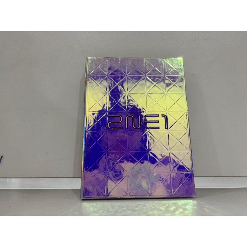 1 CD MUSIC  ซีดีเพลงเกาหลี   2NE1 1st Studio Album: To Anyone     (F1C14)