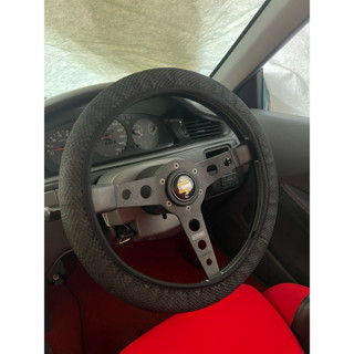 คลุมพวงมาลัยซิ่งกึ่งอาคันทารา