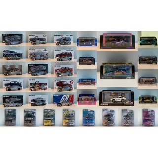 SCALE MODEL CAR ORIGINAL BOX WITH CHASE CAR