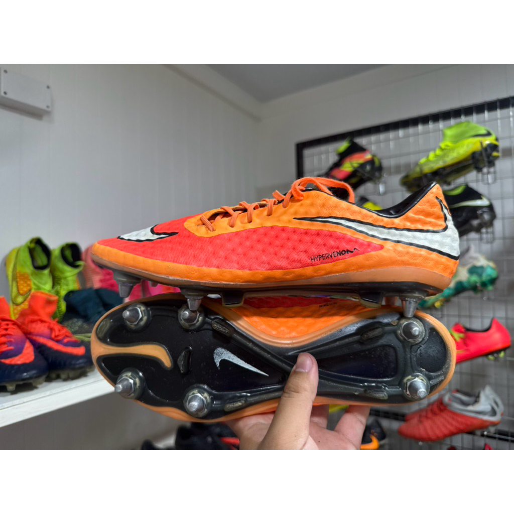 Hypervenom 1 SG size 44/280