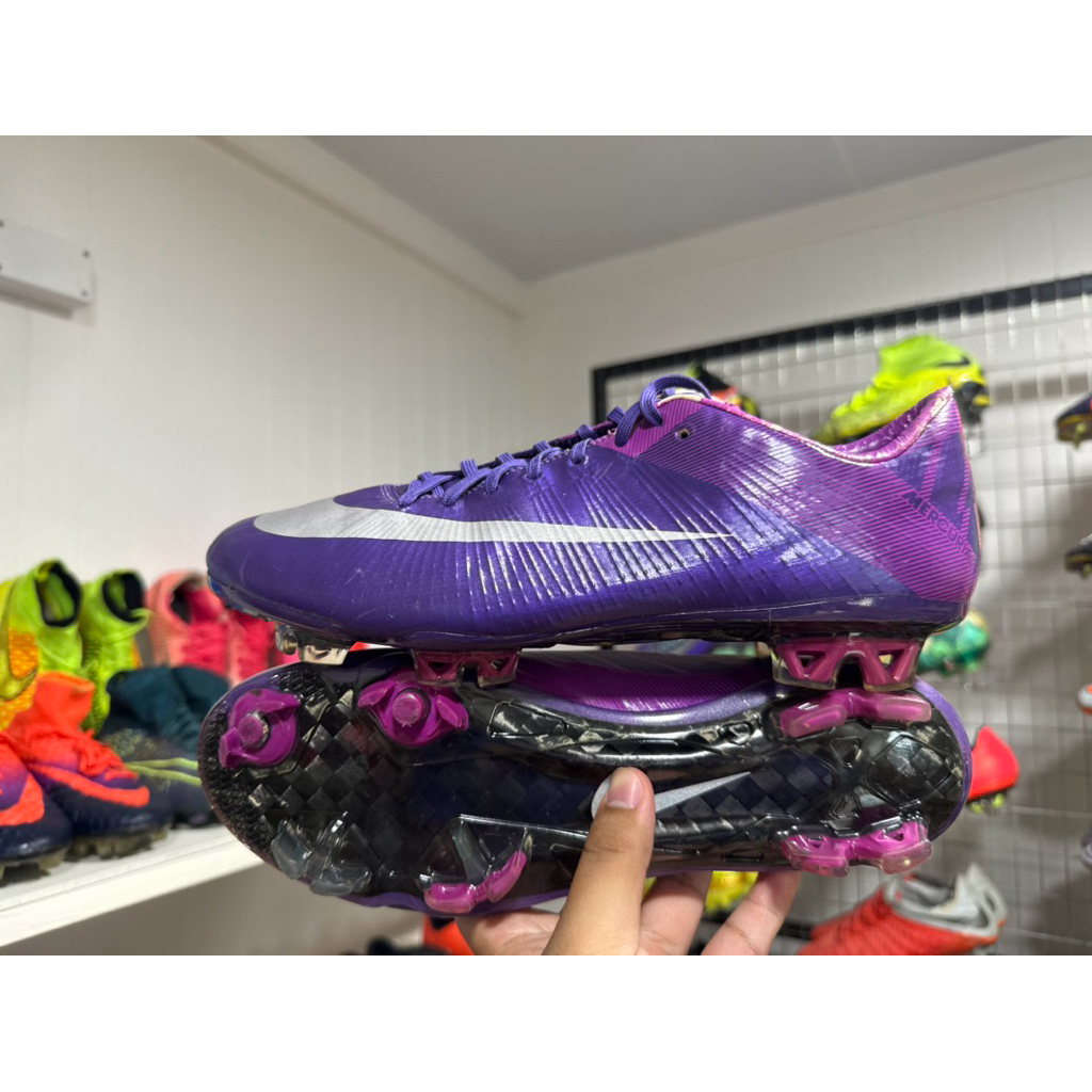 Mercurial Carbon size 43/275