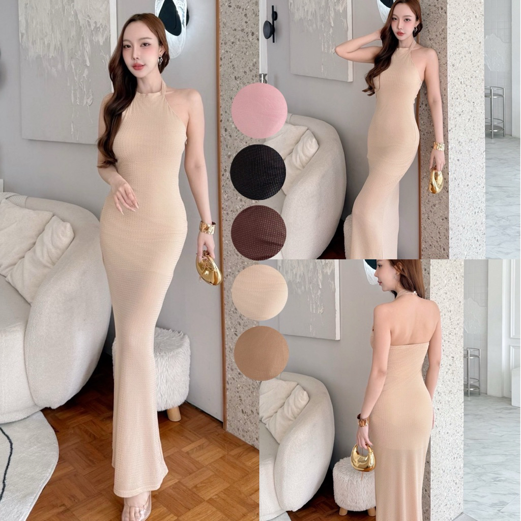 Golden Aura Dress เดรสยาวคอฟิต ผ้าซีทรูแต่งหมุดทั้งตัว ทรงเข้ารูปสวยแกรมมาก