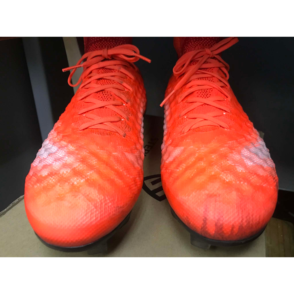 สตั๊ด Nike Magista Obra 2 SG Pro ตัวท็อป (มือสอง) ไซส์ 40.5/255 ผ้าถัก Flyknit นุ่มๆ คอนโทรลลูกฟุตบอ